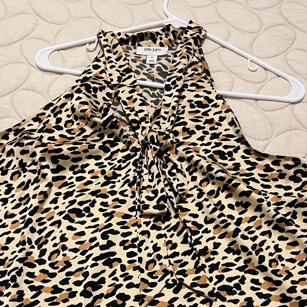 ON-SIM Women's Leopard Print Halter Top